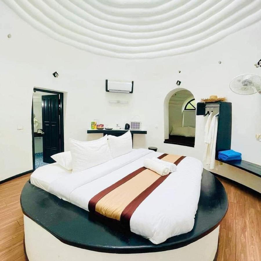 มูนไลท์ รีสอร์ต Hotel เกาะรงสำลน ภายนอก รูปภาพ