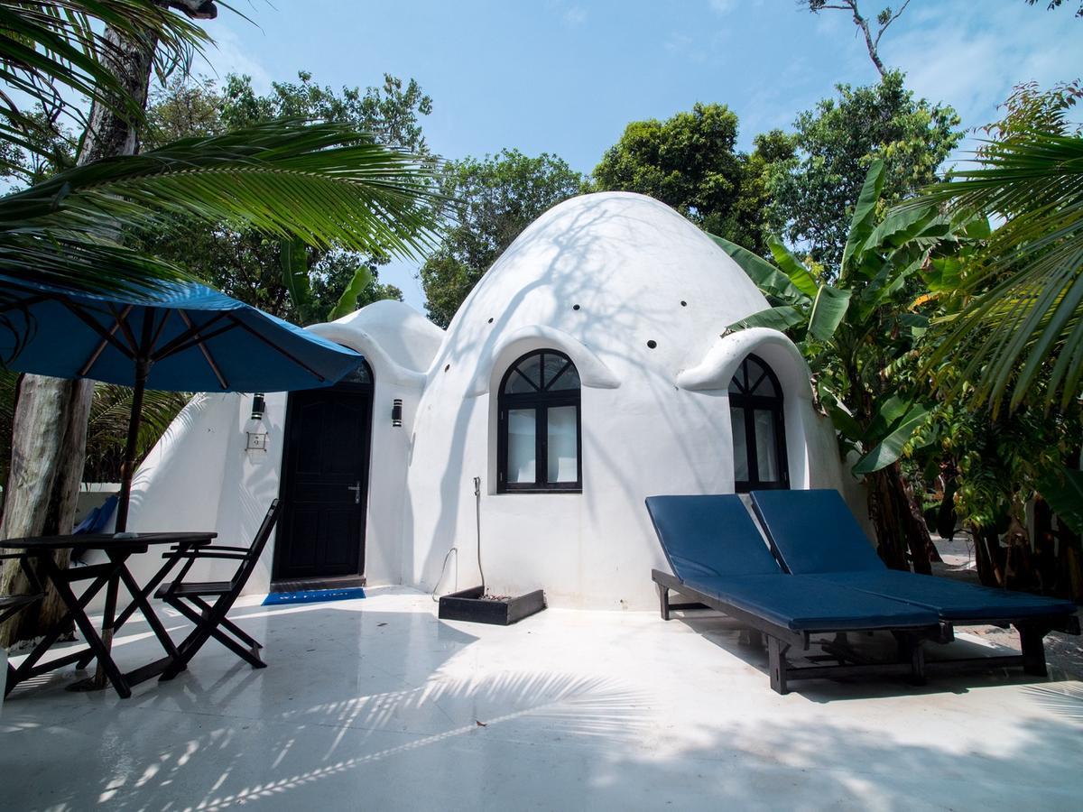มูนไลท์ รีสอร์ต Hotel เกาะรงสำลน ภายนอก รูปภาพ